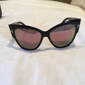 Tom Ford Sunglass Anoushka TF371
